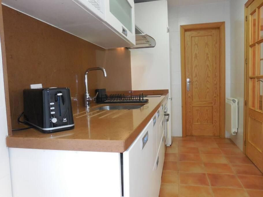 Precioso Piso De 2 Habitaciones อาร์มิลญา ภายนอก รูปภาพ